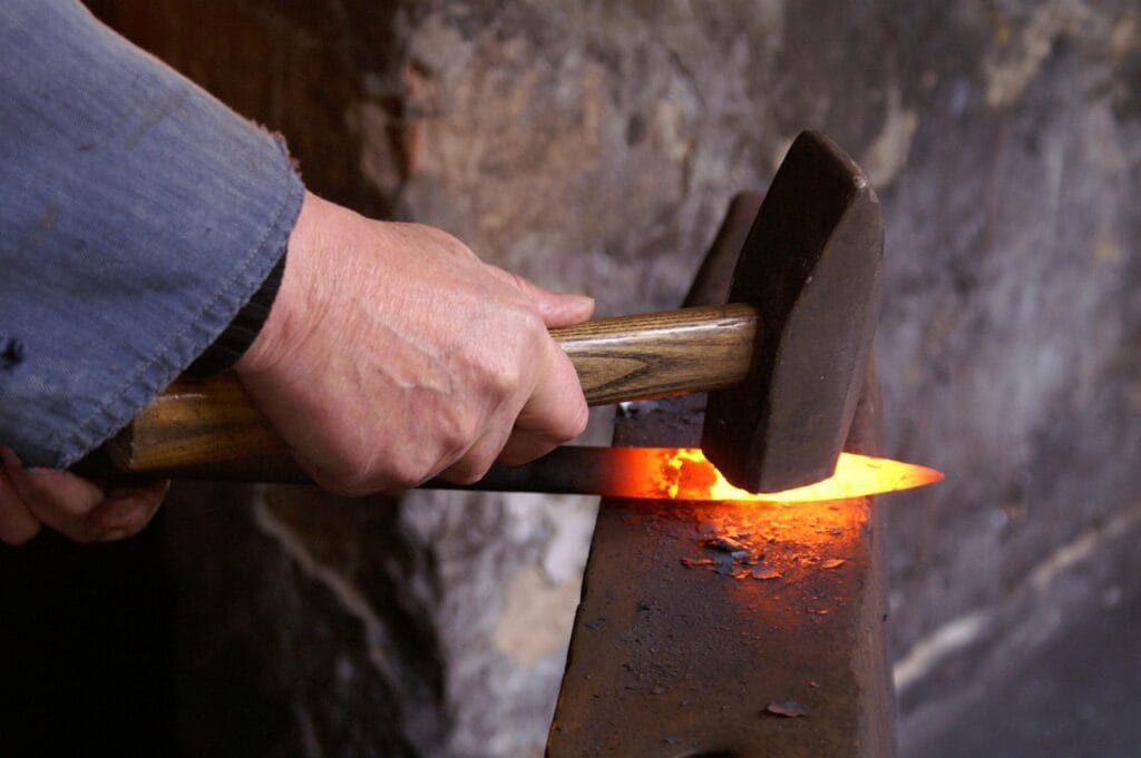 Echizen-Takefu Station Guide | Knives, Paper & Lacquer