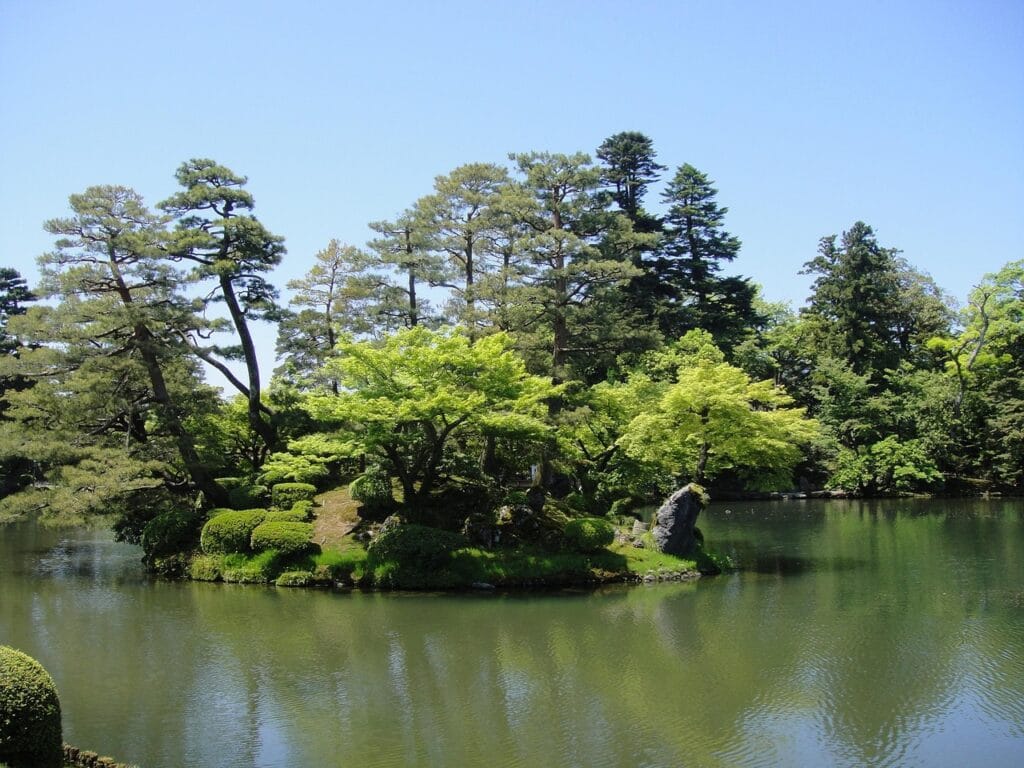 Hokuriku Shinkansen Guide: Tokyo to Kanazawa, Fukui & Tsuruga