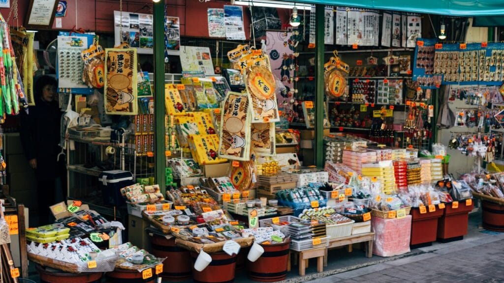 What Korean Travelers Buy in Japan | Snack Runs, Zakka & Drugstore Picks