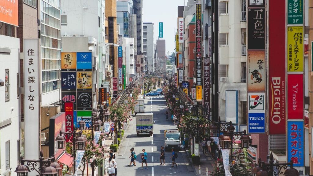 Station Souvenir Shopping | The Gransta Method at Japan’s Train Stations