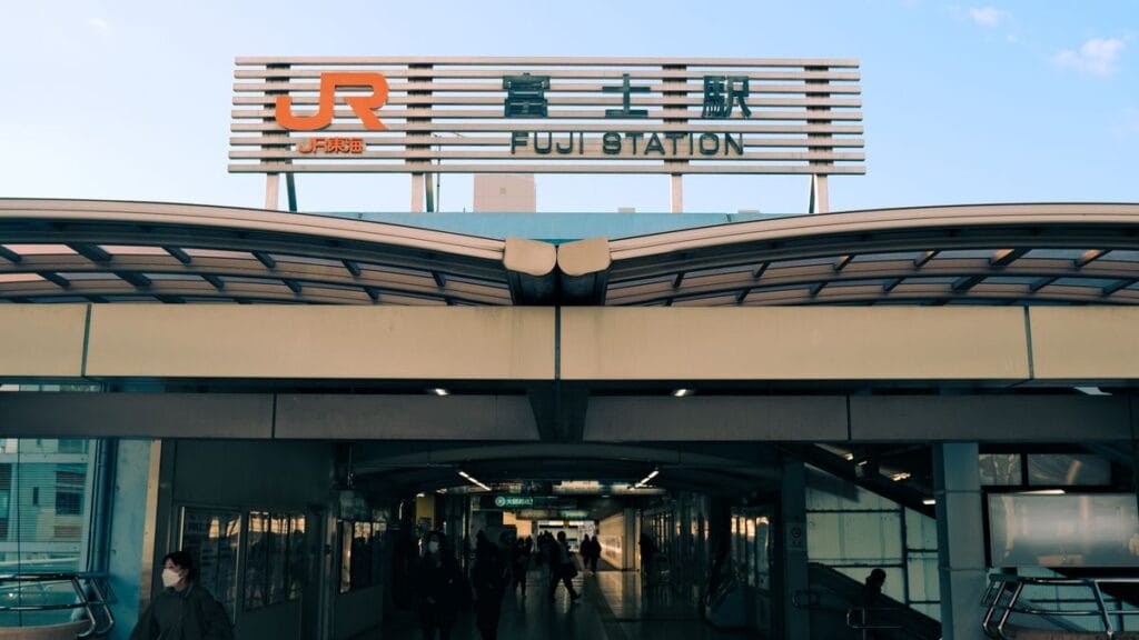 Best Hotels Near Kusanagi Station | The Sword Shrine & the Rodin Wing
