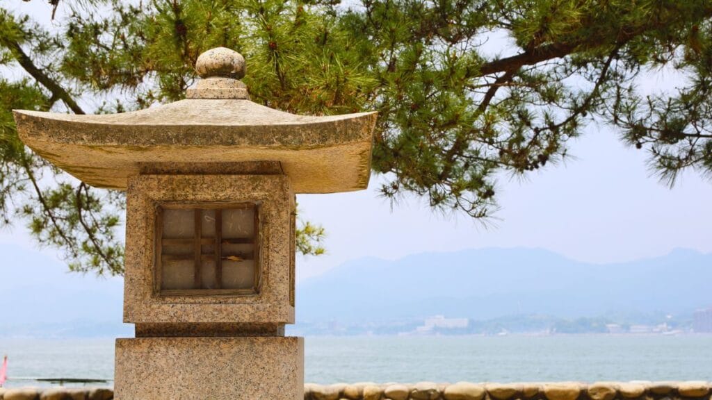 Best Hotels Near Itsukaichi Station (Hiroshima) | The Miyajima-Side Value Base