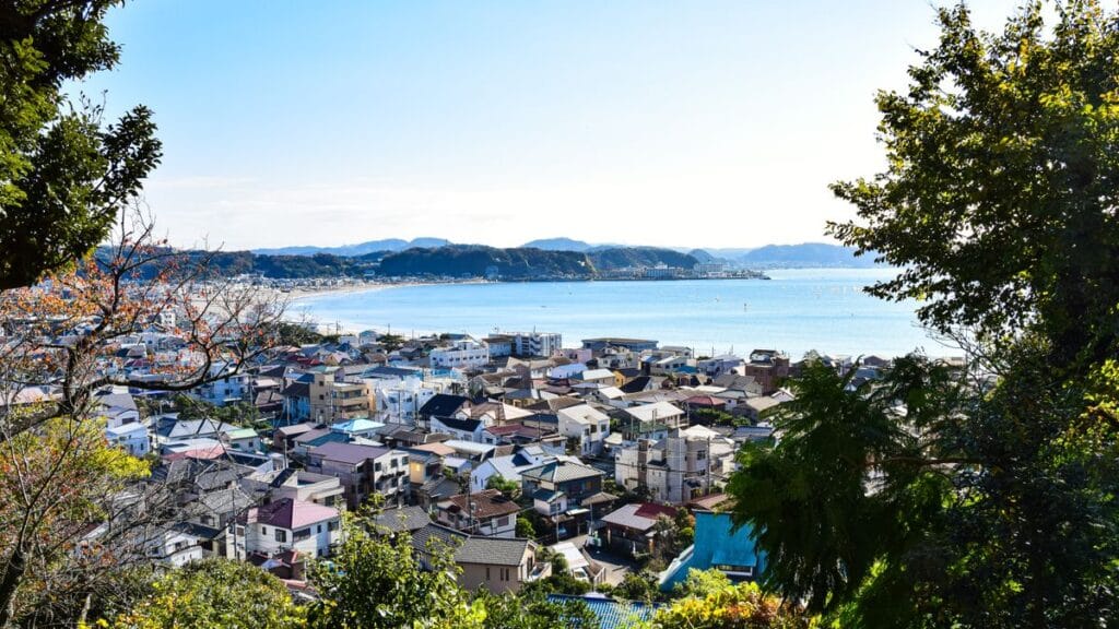 Best Hotels Near Sakaide Station | Under the Great Seto Bridge