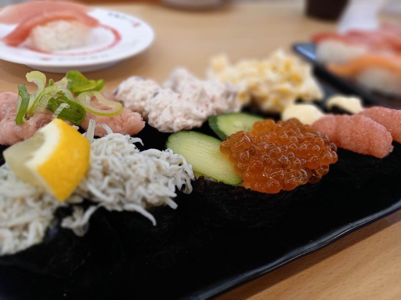 Conveyor Belt Sushi (回転寿司): Which Chain is Best for Foreigners?