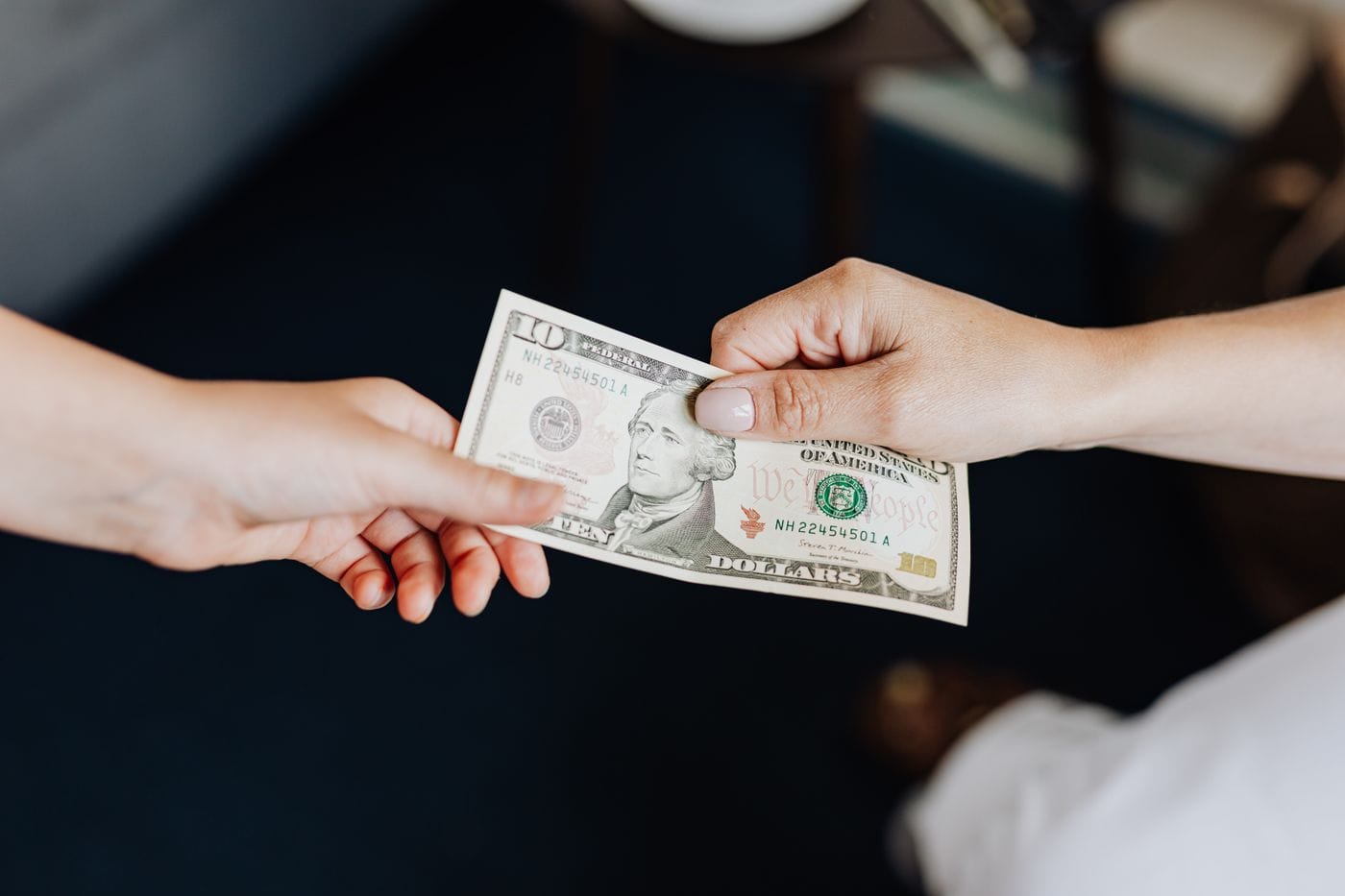 Tipping in Japan: Why You Shouldn’t & What to Do Instead