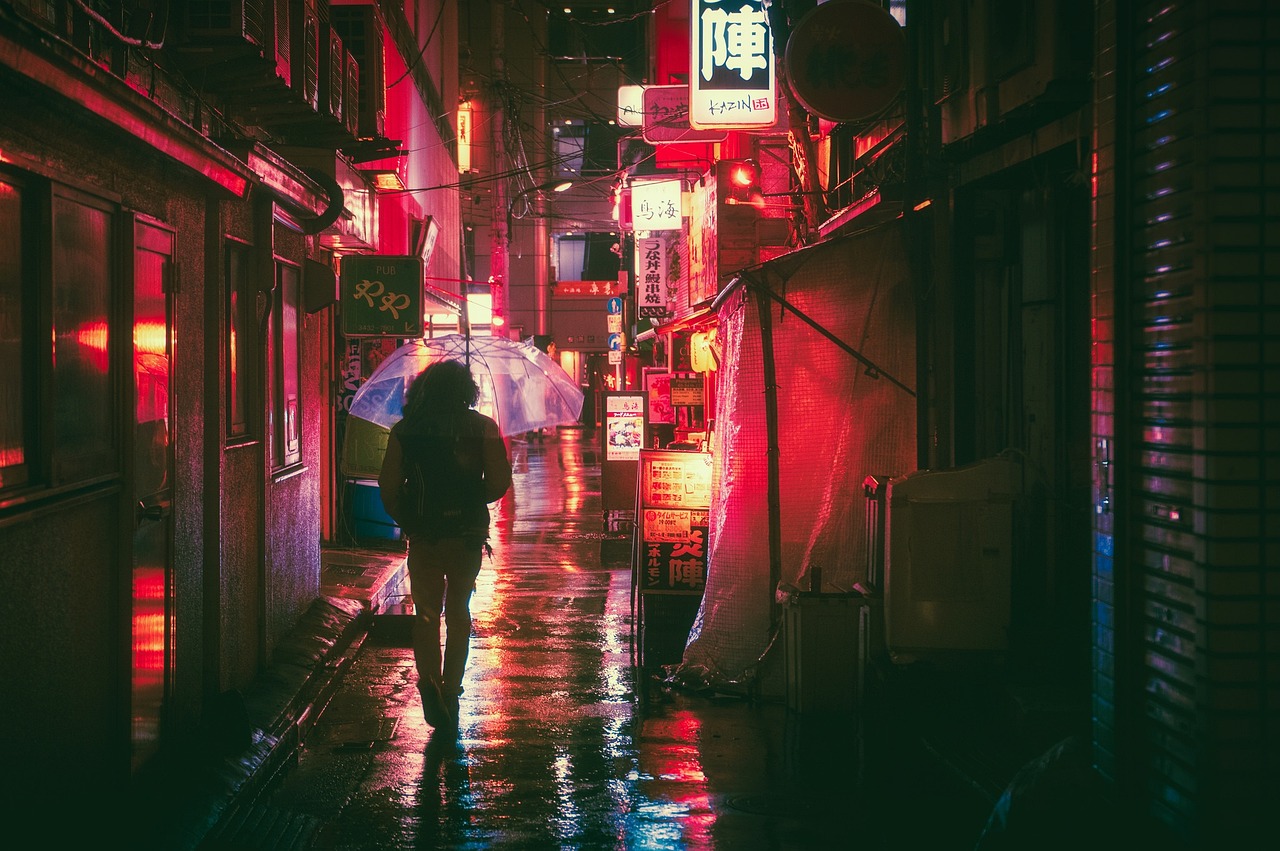 Osaka Food Street Guide: Dotonbori, Kuromon Market & The Real Local Spots