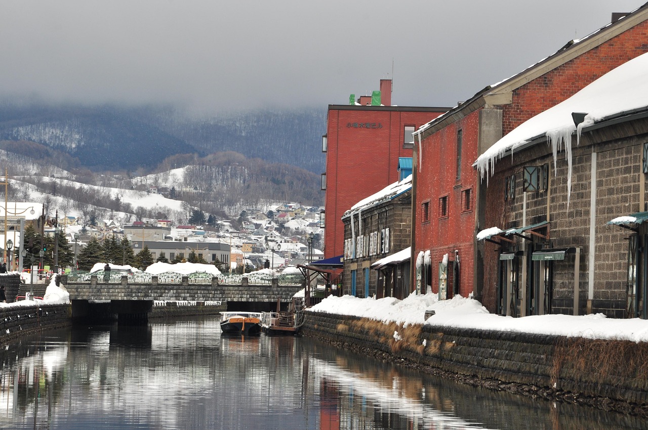 Otaru: The Canal Town Near Sapporo — Glass Art, Sushi & Snow