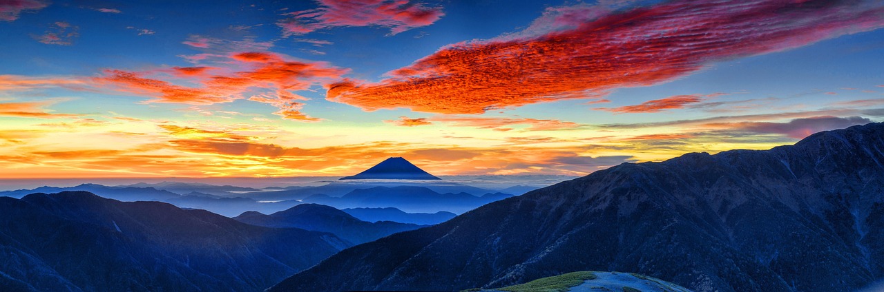 Mt. Fuji Climbing Guide: Which Trail, When to Go & How to Prepare
